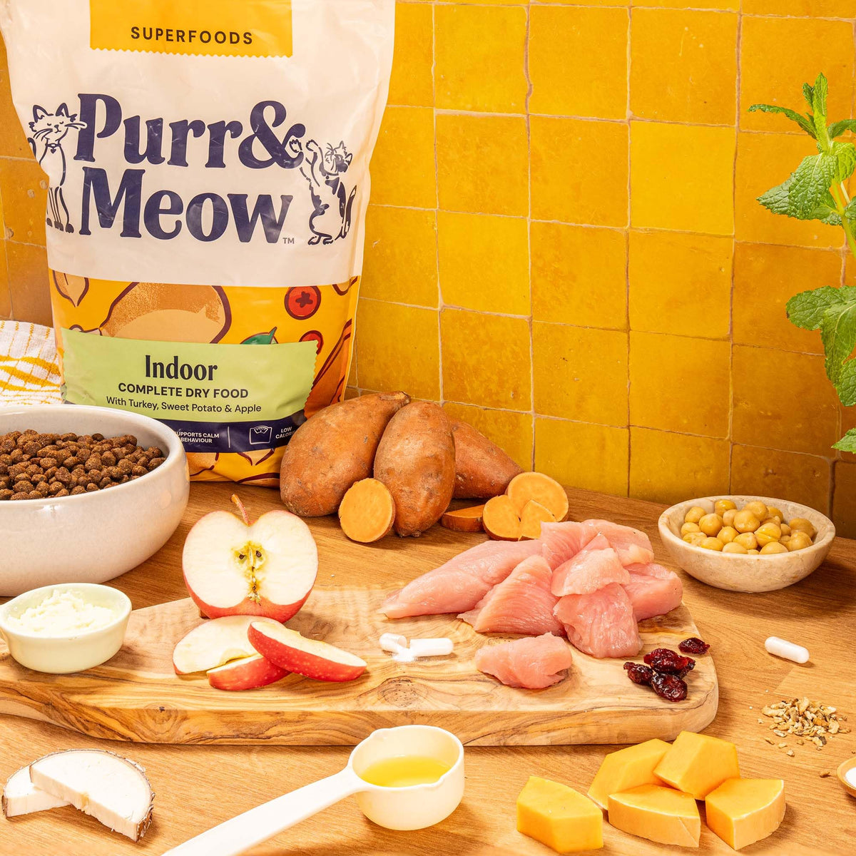 Adult Cat Superfood Complete Dry Cat Food, Turkey, 1.5kg